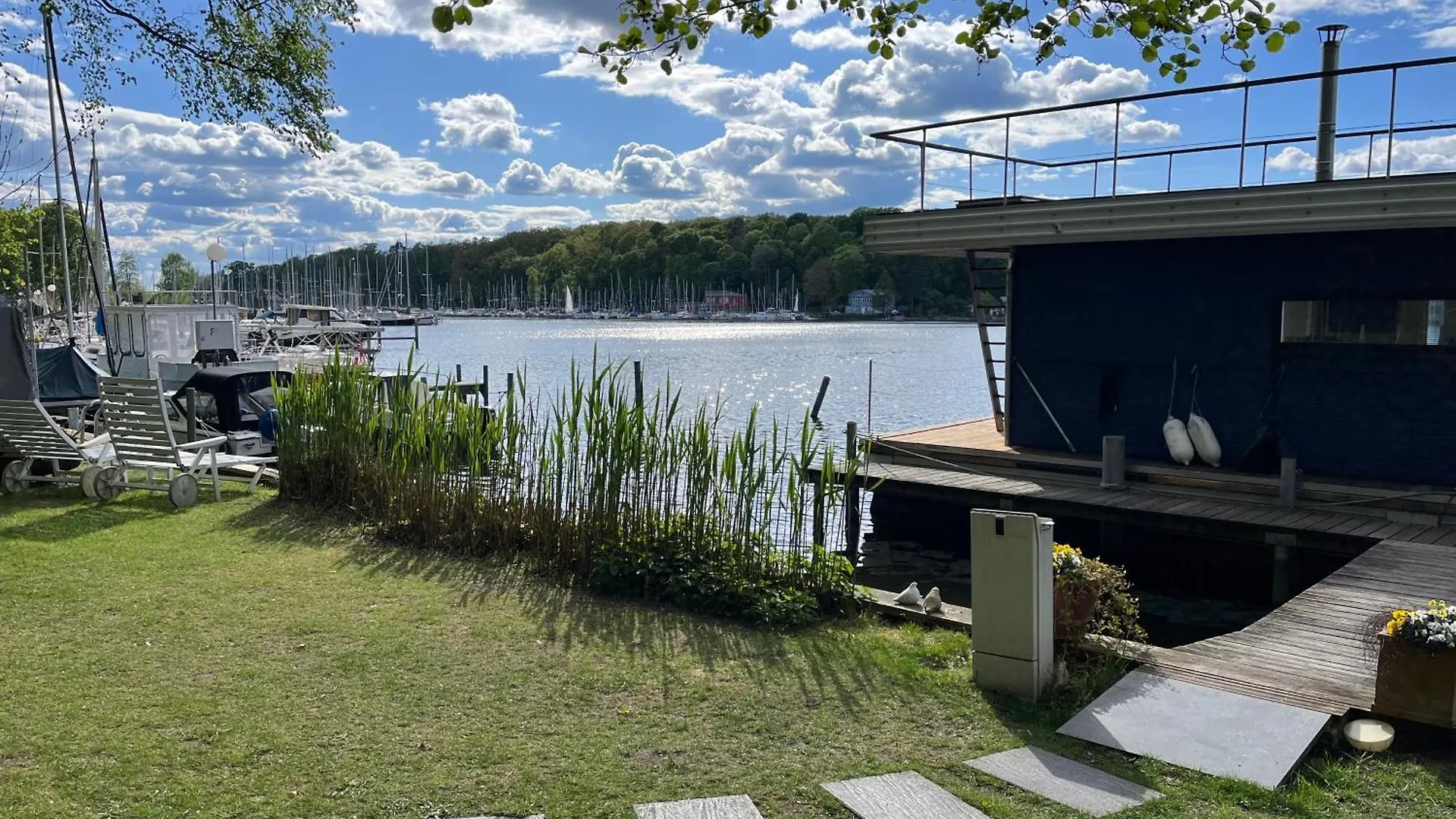 Marina Hausboote Und Seelodge Berlin