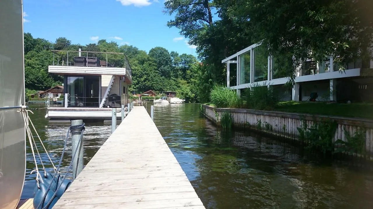 Marina Hausboote Und Seelodge Berlin 0*,